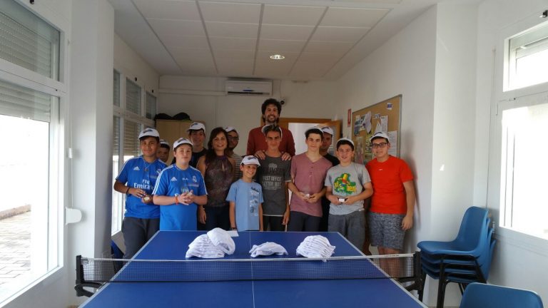 Entrega de premios en la Casa de la Juventud de los campeonatos  de Ajedrez ,FIFA y tenis de mesa .