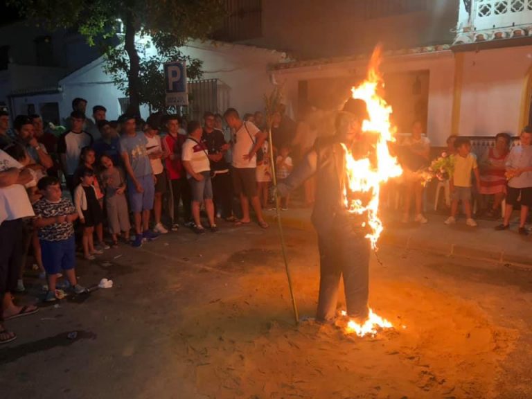 San José del Valle celebra la Noche de San Juan.