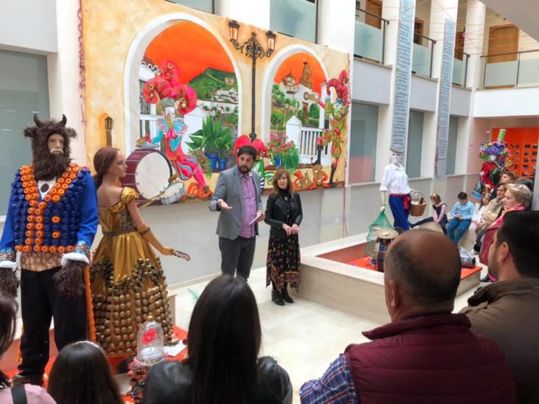 Presentado el Cartel e inaugurada la Exposición del 25 Aniversario del Carnaval