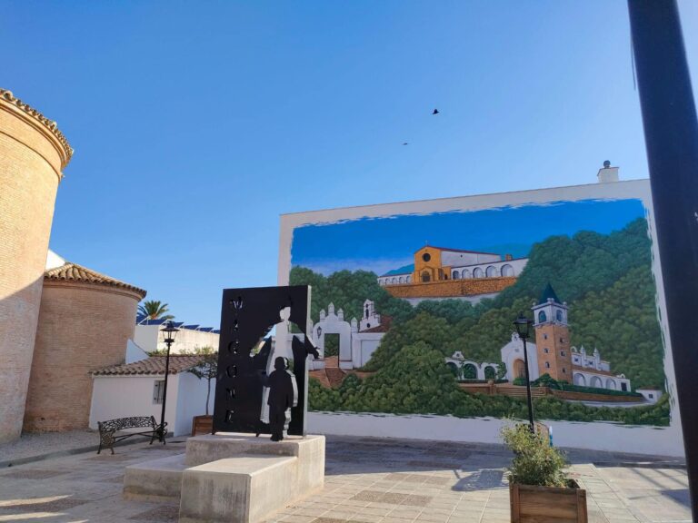 Concluido el mural “Las Tres Iglesias” en Plaza Magone.